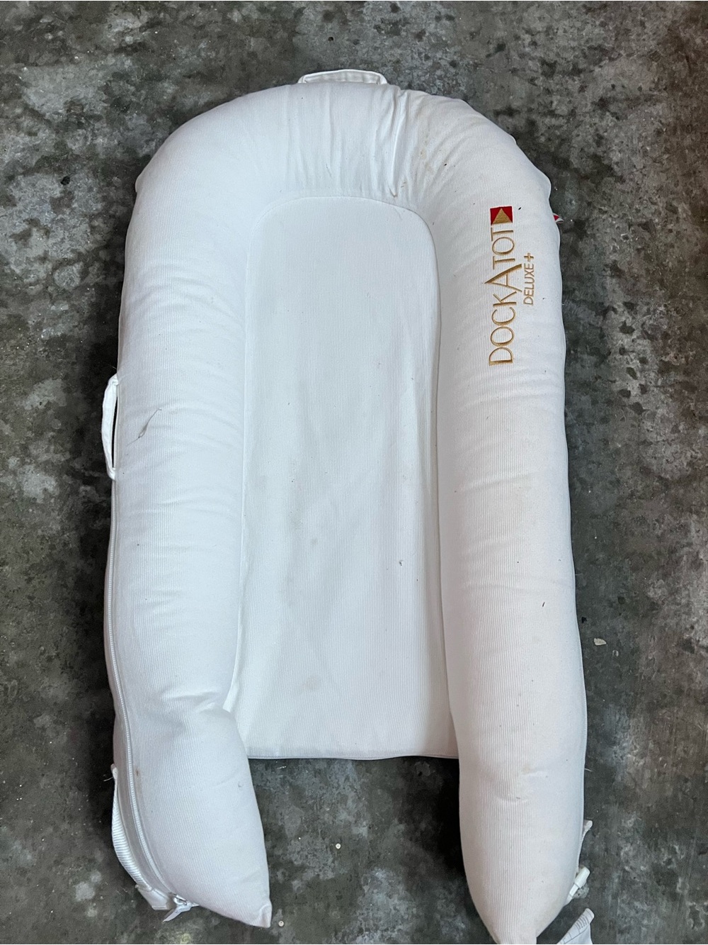 DockATot Deluxe+ White Infant Lounger